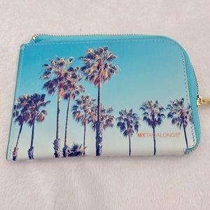 MYTagalongs wallet with Tropical design